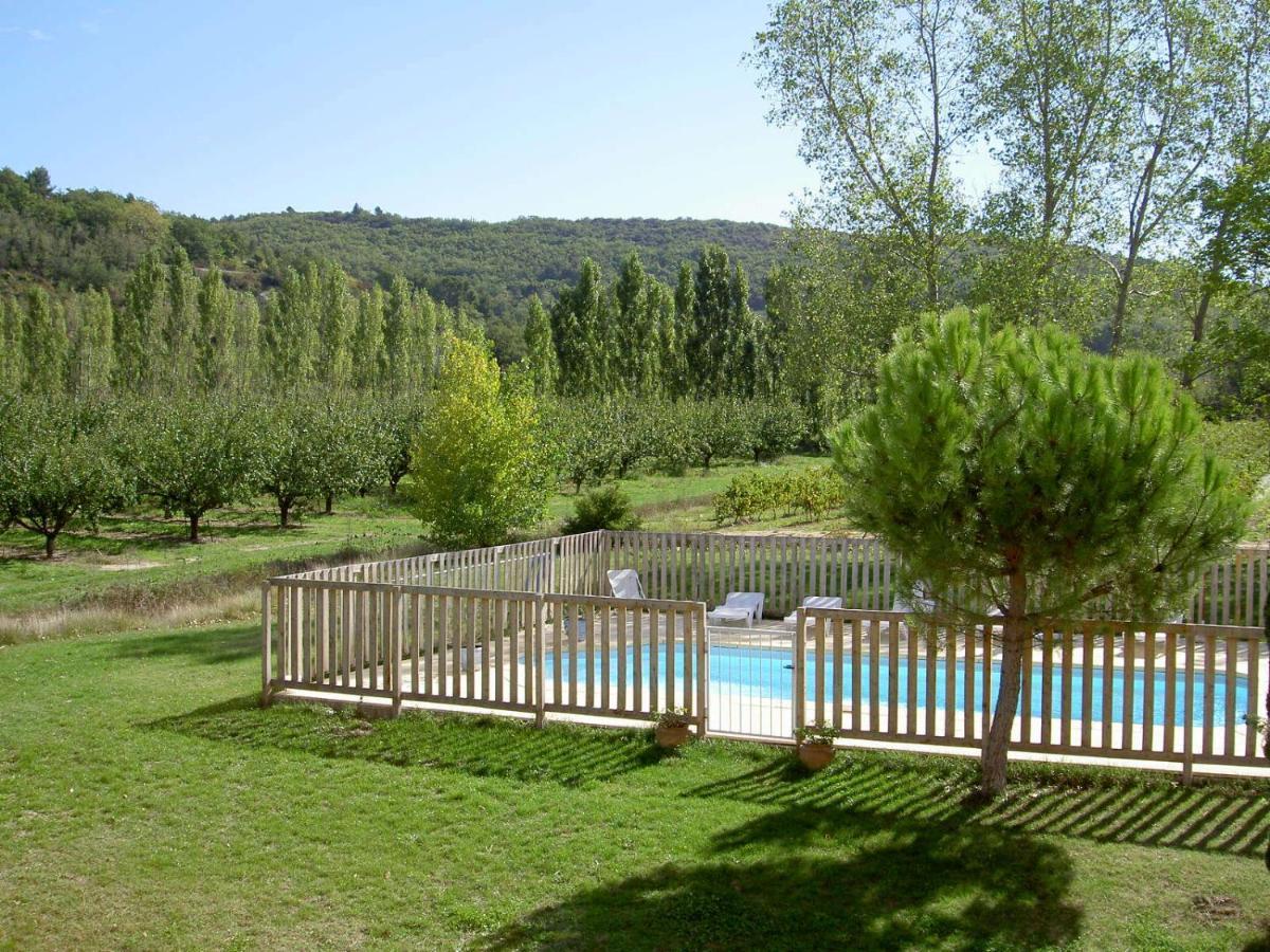 Gite Aux Tournesols Malaucène Habitación foto