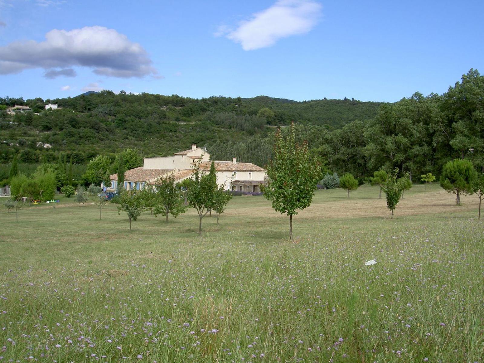 Gite Aux Tournesols Malaucène Exterior foto